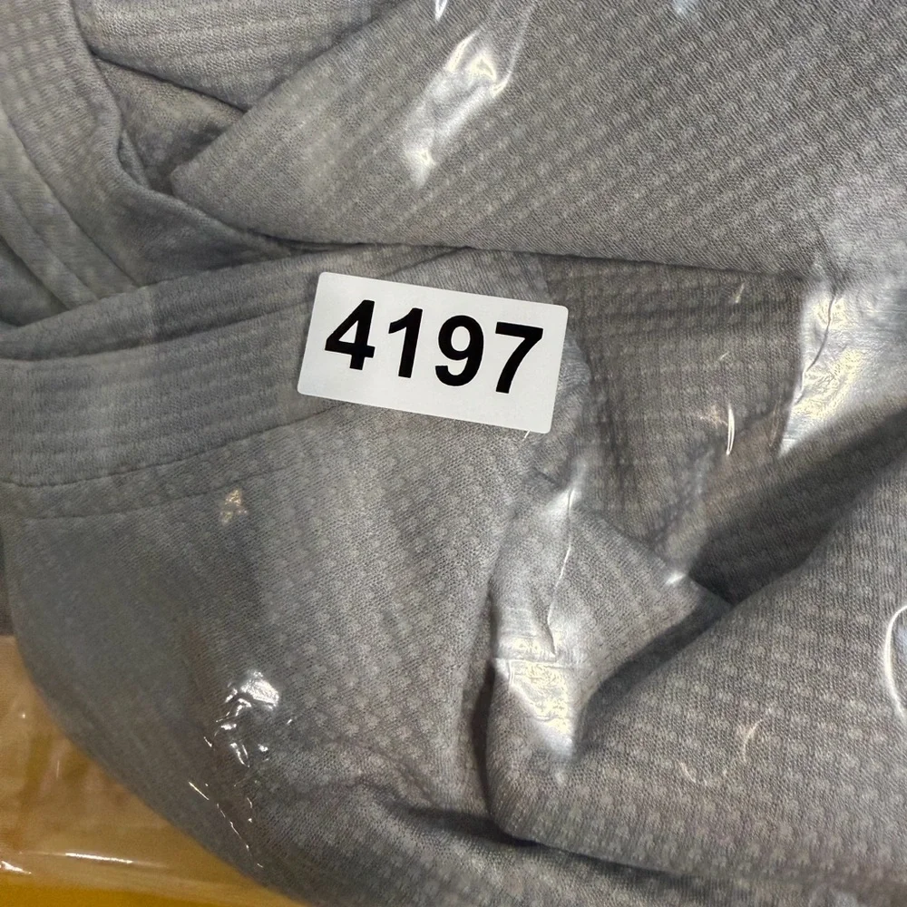 Official Pebble Beach Golf Size Medium Blue and Gray Performance Vest